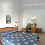宝珠酒店 3* 葛伦坦马勒