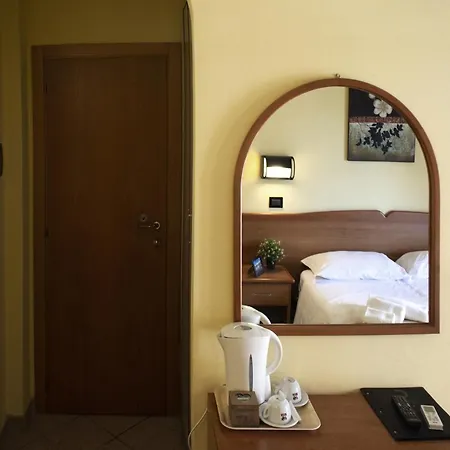 Отель La Perla Preziosa 3*