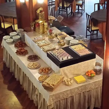 Отель La Perla Preziosa 3*