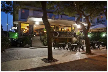 La Perla Preziosa Otel 3*